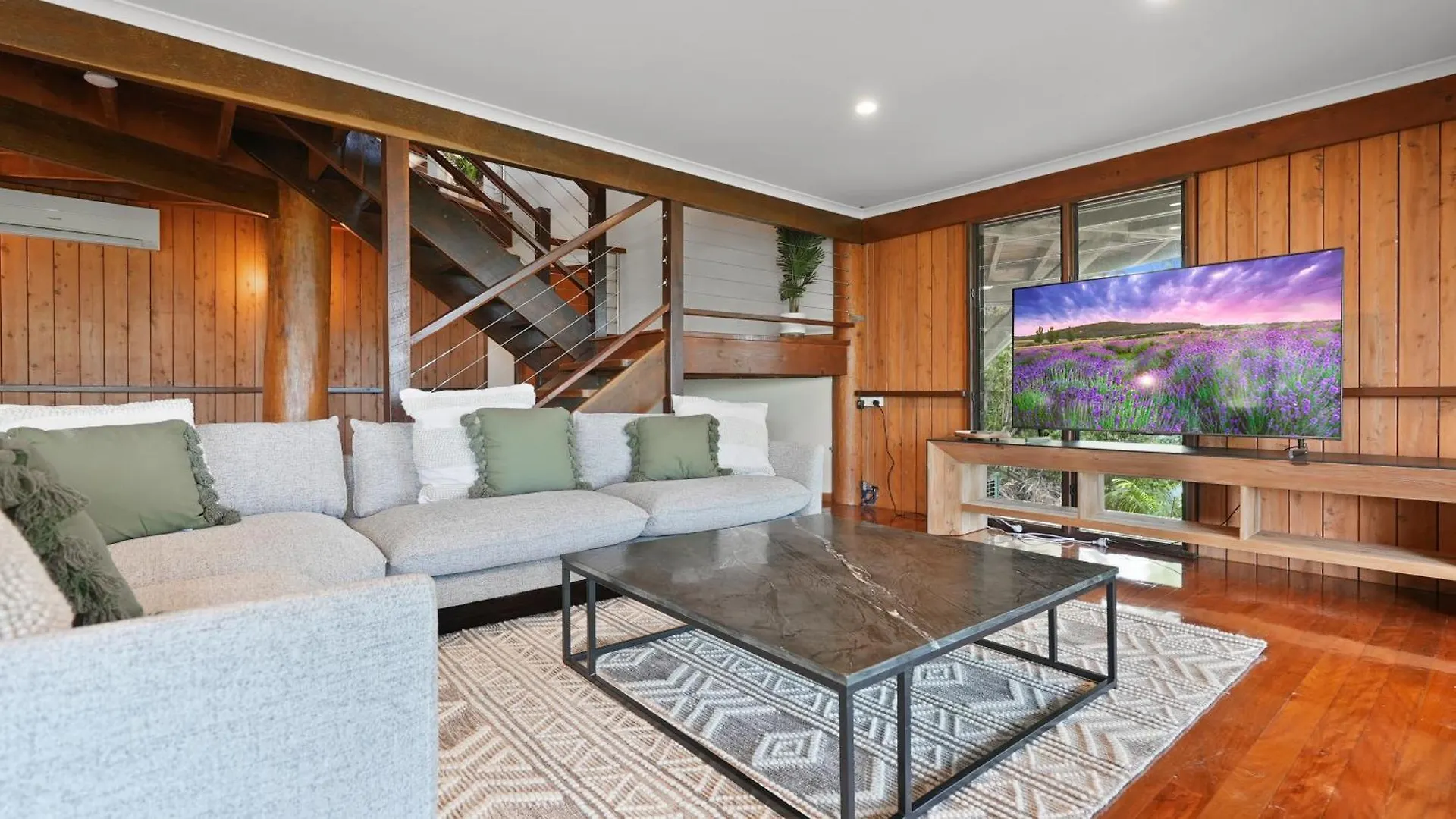 Rainforest Treehouse Sanctuary - With Ocean Views Smithfield